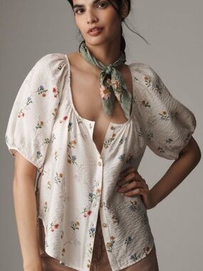 NWT Worn on TV Anthropologie Pilcro Scoop-Neck Button-Front Floral Top Blouse, M